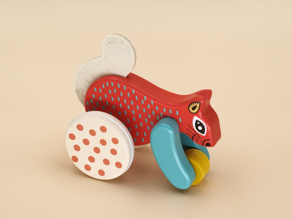 Ecureuil en bois à pousser