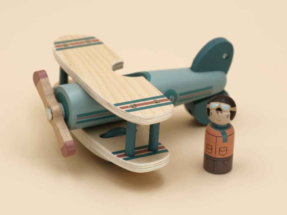 Avion en bois