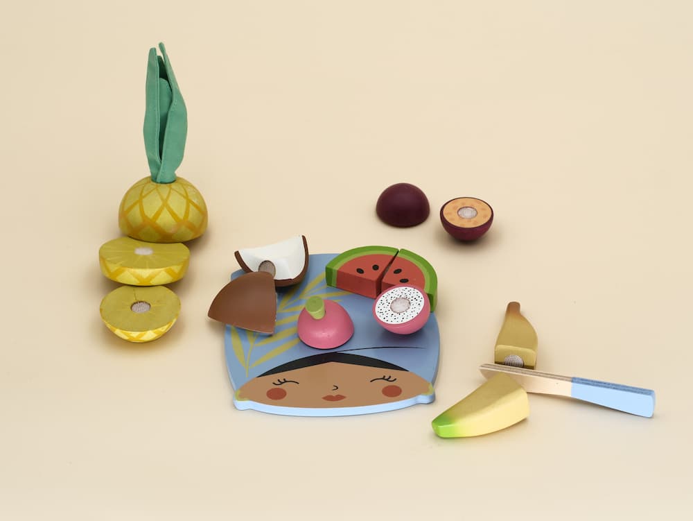 Je découpe les fruits tropicaux