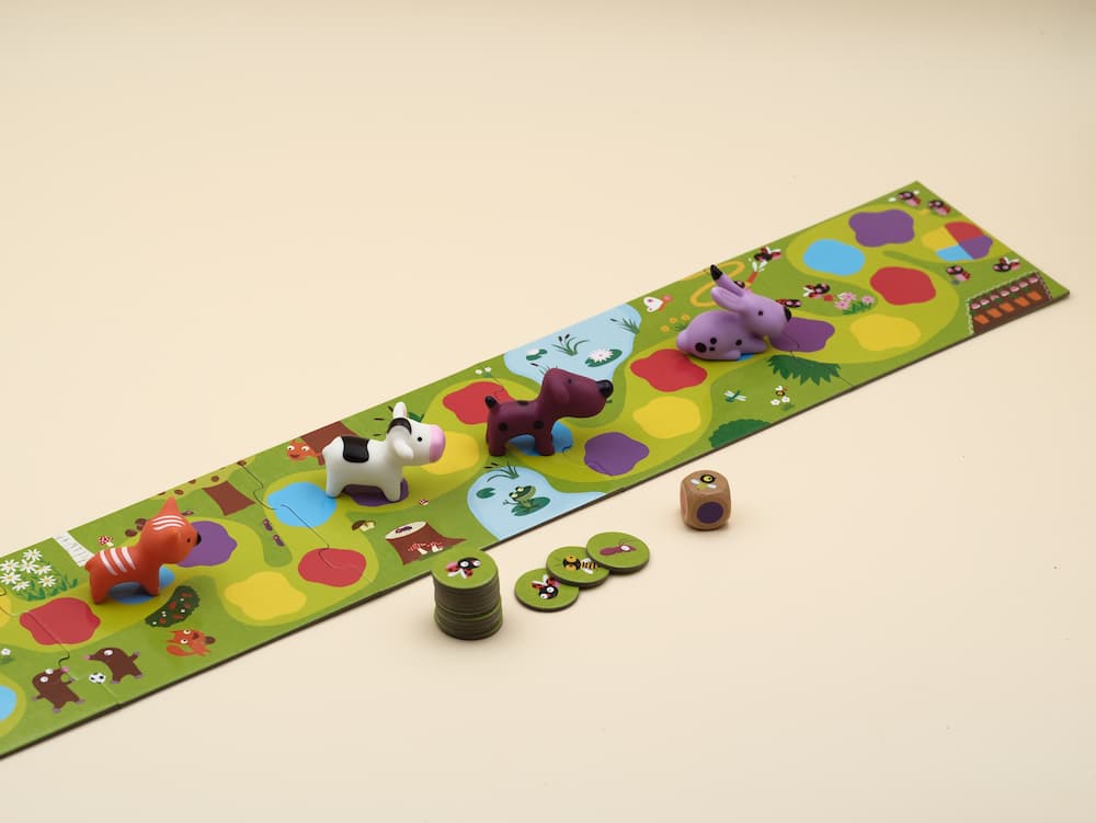 Jeu de circuit animaux