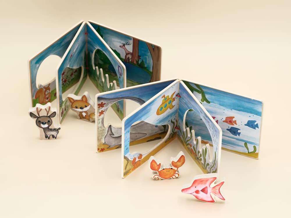 Livres théâtre en bois