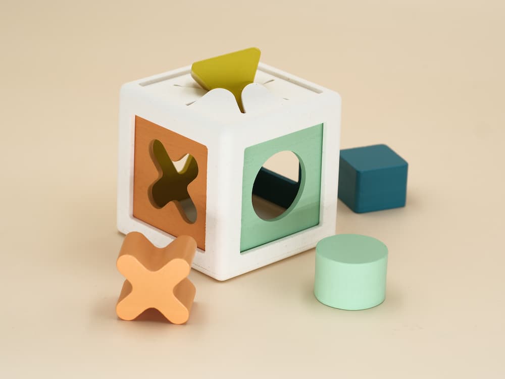 Jouet trieur de formes